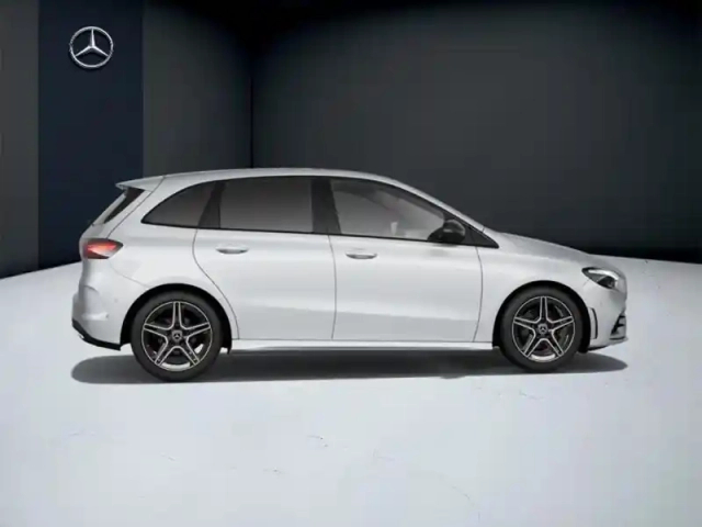 Mercedes Classe B 200 d amg line — photo 17