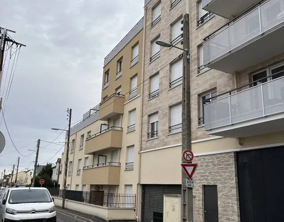 Garage/Parking