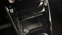 Peugeot 2008 1.2 PureTech 130ch S&S GT EAT8 — photo 30
