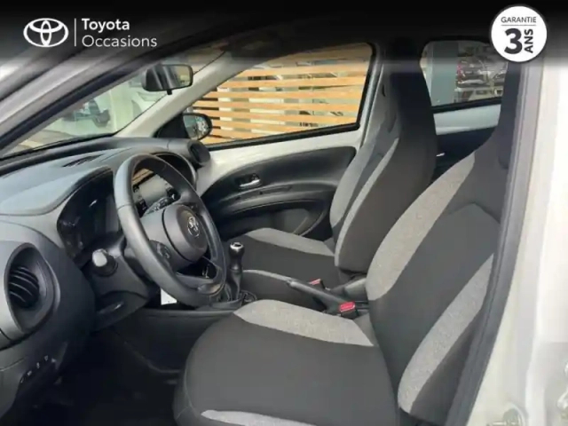 Toyota Aygo X 1.0 vvt-i 72ch dynamic my23 — photo 11