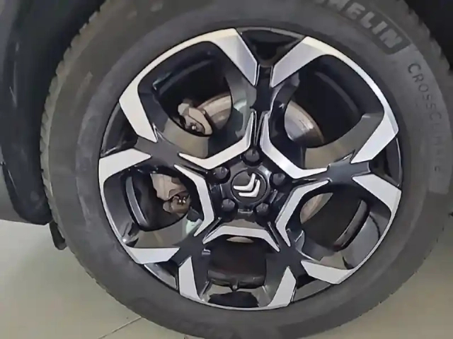 Citroën C5 Aircross bluehdi 130 eat8 — photo 13