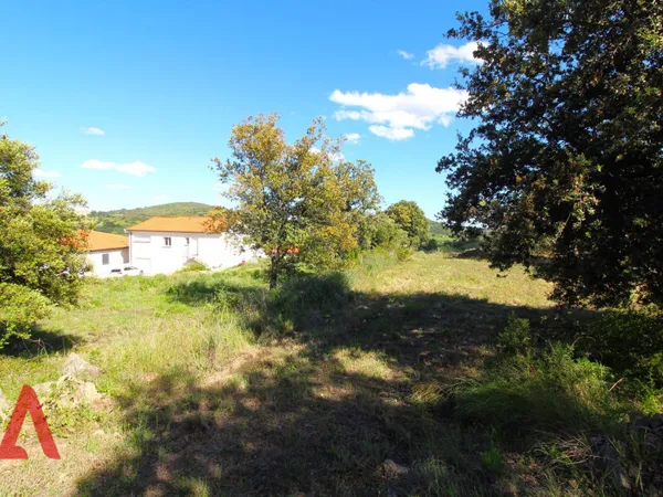 Terrain 460 m²