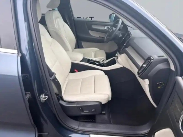 Volvo Xc40 t3 163ch inscription luxe geatronic 8 — photo 9
