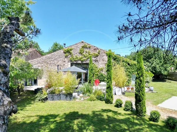 Maison 6 pièces 150 m²