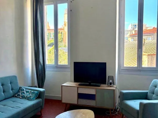 T2 meublé - chateaubriand 7eme