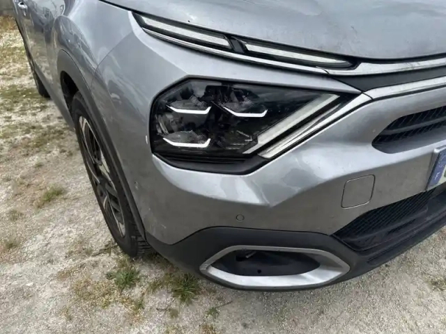 Citroën C4 puretech 130 s&amp;s eat8 — photo 16