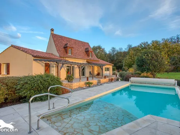 Maison 7 pièces 138 m²