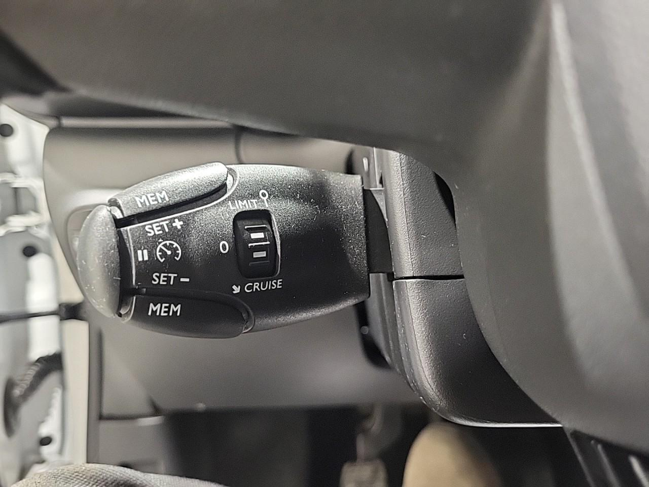 Citroën C3 puretech 83 s&s bvm5 shine — photo 22
