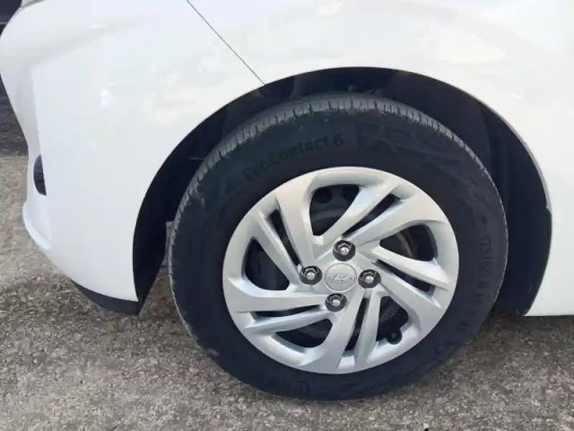 Hyundai I10 1.0 67 eco — photo 14