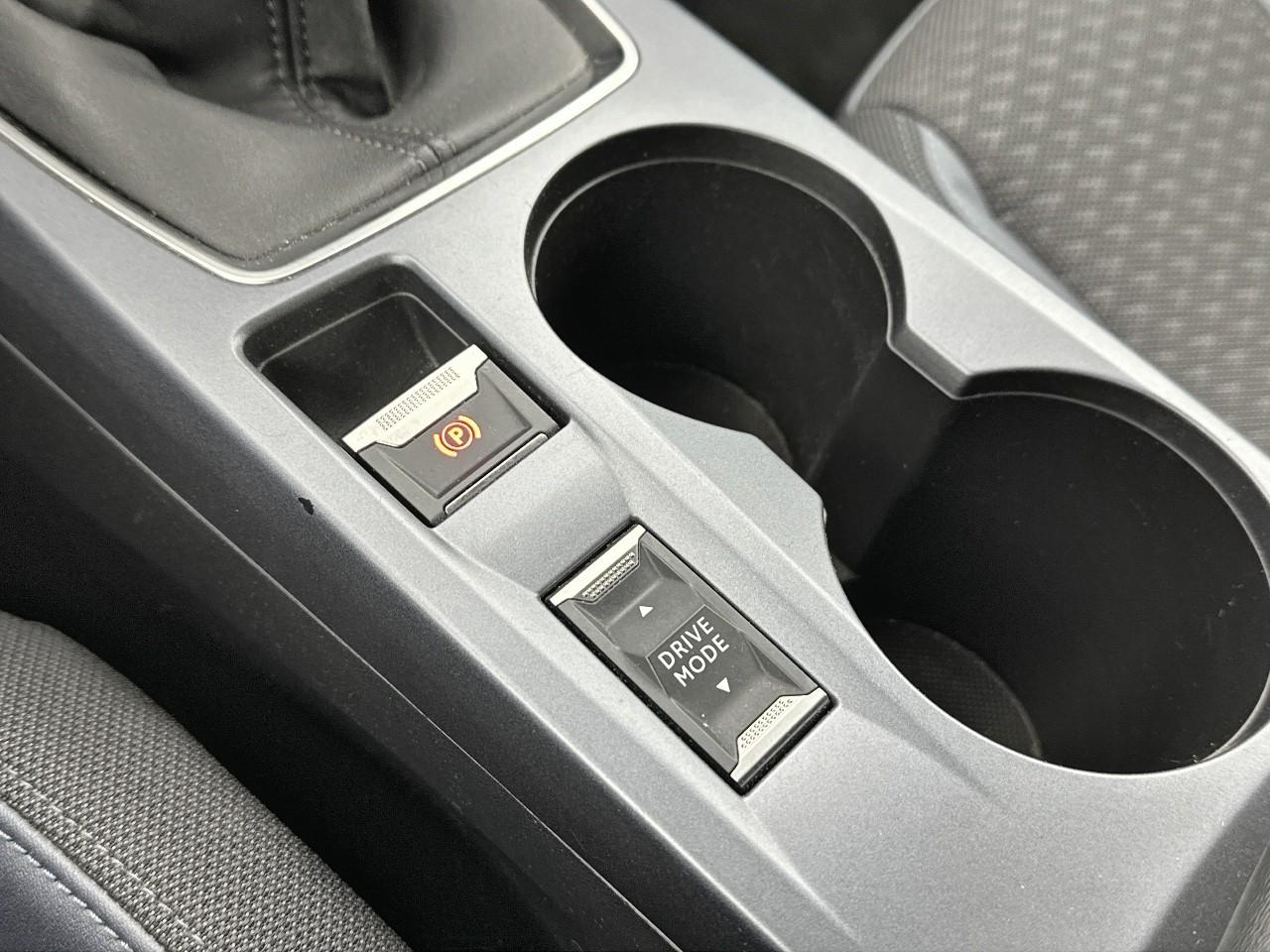 Peugeot 2008 puretech 100 s&s bvm6 allure — photo 34
