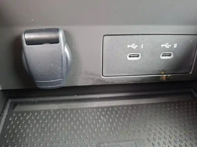 Renault Captur tce 90 ch — photo 14