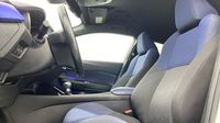 Toyota C-Hr hybride 122h Dynamic — photo 9