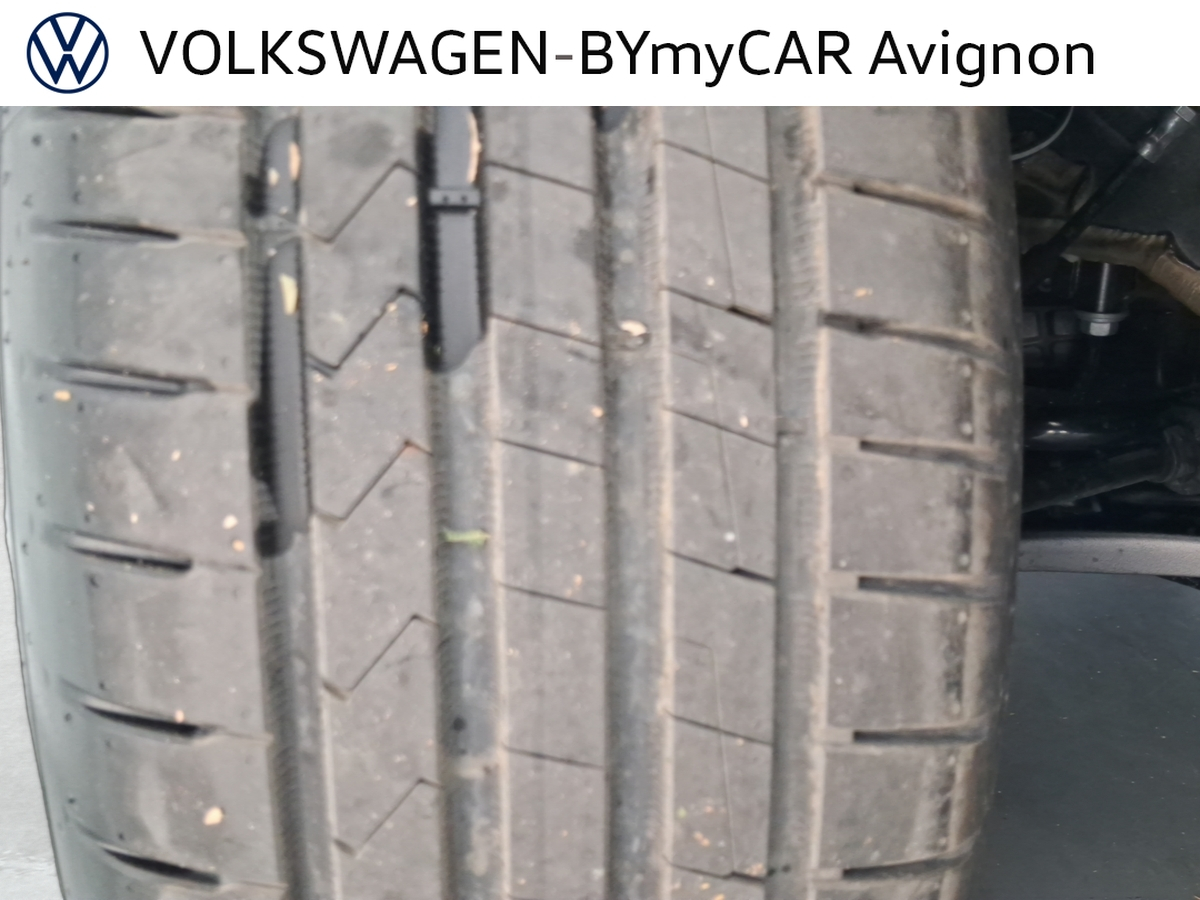 Volkswagen T-Roc 1.5 eTSI EVO2 Hybrid 116 ch DSG7 — photo 9