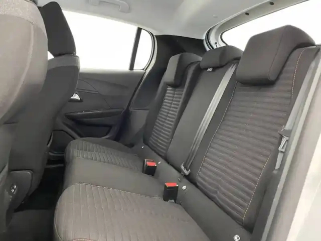 Peugeot 208 electrique 50 kwh 136ch — photo 15