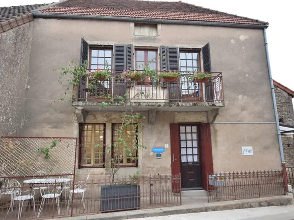 Maison de 77 m2 à SAINT SERNIN DU PLAIN (71)