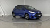 Toyota Yaris 116h Design 5p — photo 3