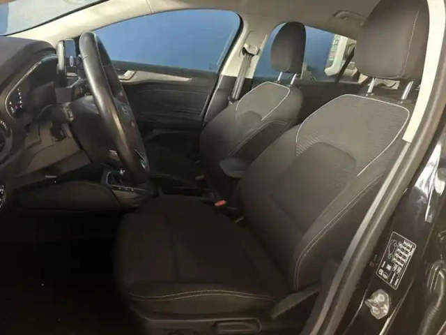 Ford Focus sw 1.0 ecoboost 125ch titanium 96g — photo 12