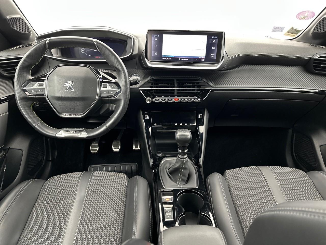Peugeot 208 puretech 100 s&s bvm6 gt line — photo 11