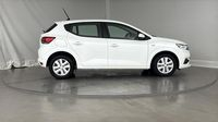 Dacia Sandero 1.0 SCe 65ch Expression — photo 4