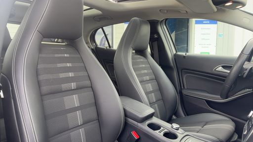 Mercedes Classe GLA 180 122 7G-DCT - Sensation – 2019 – 25317 km – Essence – Boîte Automatique — photo 15
