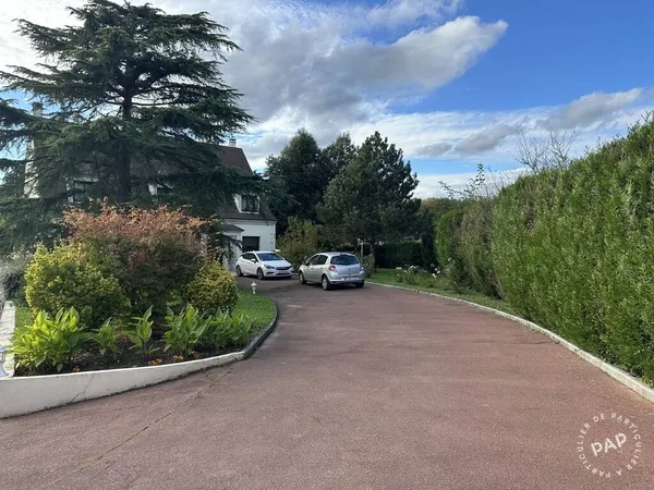 Maison 6 pièces 250 m²