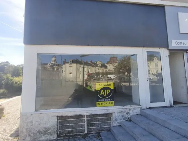 Local commercial - Segré
