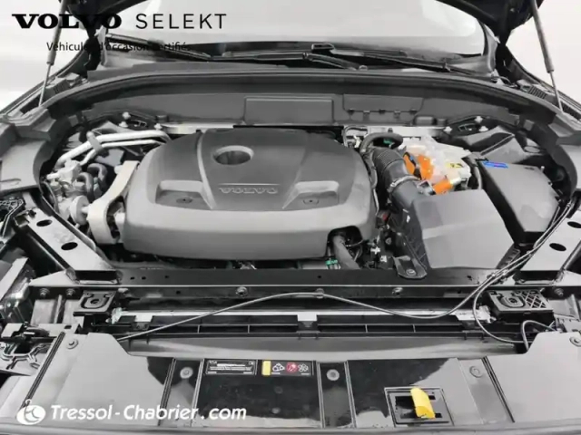 Volvo Xc60 t6 recharge awd 253 ch + 145 ch geartronic 8 inscription — photo 7