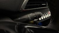 Peugeot 3008 1.5 BlueHDi 130ch S&S Allure Pack — photo 24