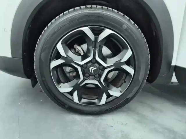 Citroën C5 Aircross puretech 130 s&amp;s eat8 c-series — photo 15
