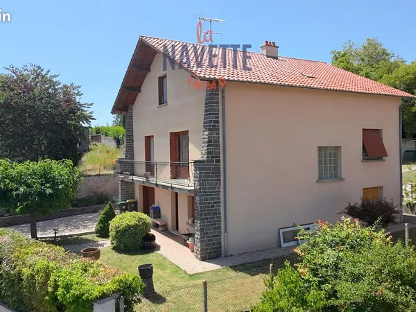Maison 8 pièces 166 m²