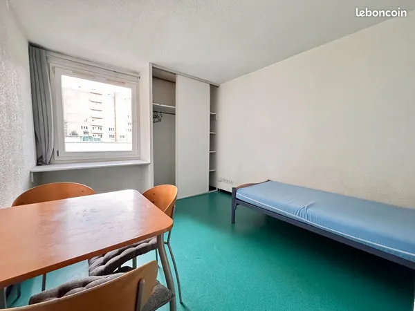 Studio 1 pièce 18 m²
