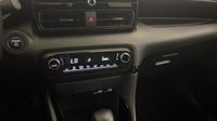 Toyota Yaris 116h Design 5p MC24 — photo 26