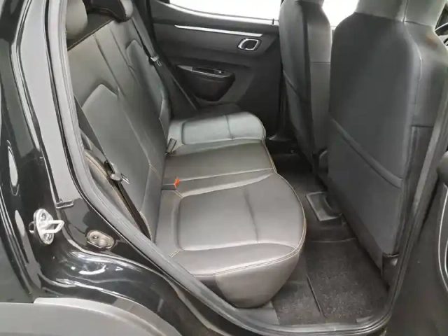 Dacia Spring achat intégral — photo 22