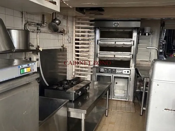 Boulangerie, chocolaterie, pâtisserie 100 m² Coulommiers