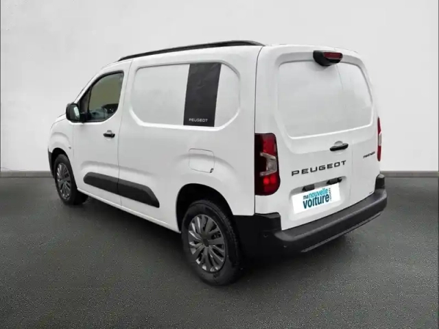 Peugeot Partner fourgon m diesel 100 ch manuelle — photo 47