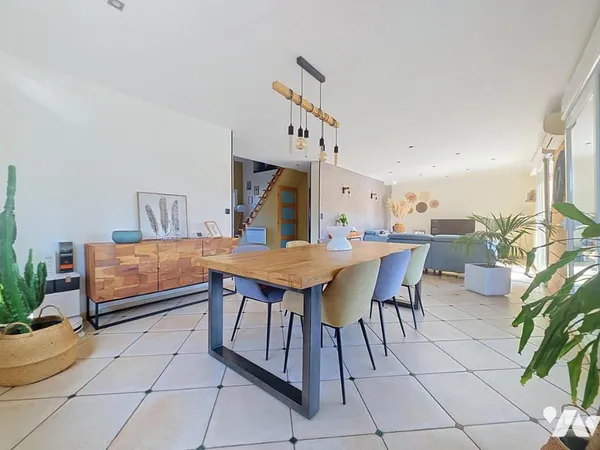 Maison 7 pièces 160 m²