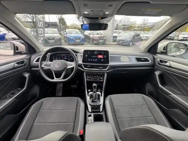 Volkswagen T-Roc 1.5 tsi evo2 150ch style dsg7 — photo 10