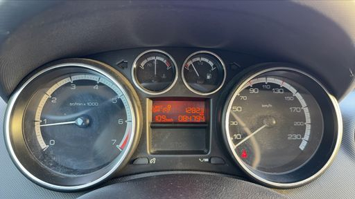 Peugeot 308 1.6 VTI 120 - Active – 2012 – 84794 km – Essence – Boîte Manuelle — photo 19