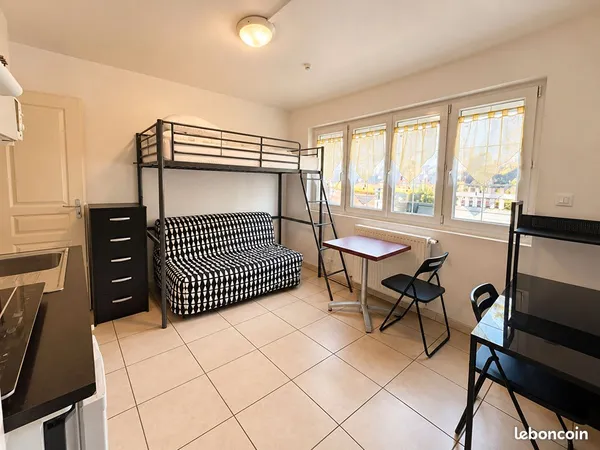 Appartement 1 pièce 14 m²