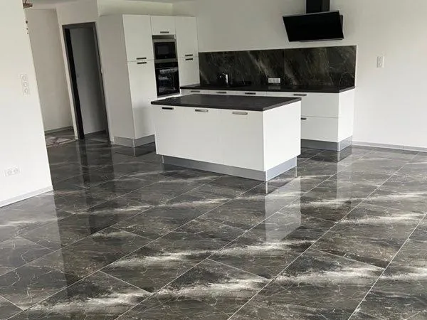 Maison mitoyenne 6 pièces de 123m2