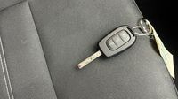 Dacia Sandero 1.0 TCe 90ch Stepway Expression -24 — photo 16