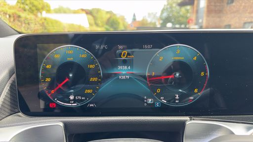 Mercedes Classe GLB 200 d 2.0 d 16V 8G-TRONIC 150 cv - AMG Line – 2021 – 93879 km – Diesel – Boîte Automatique — photo 22