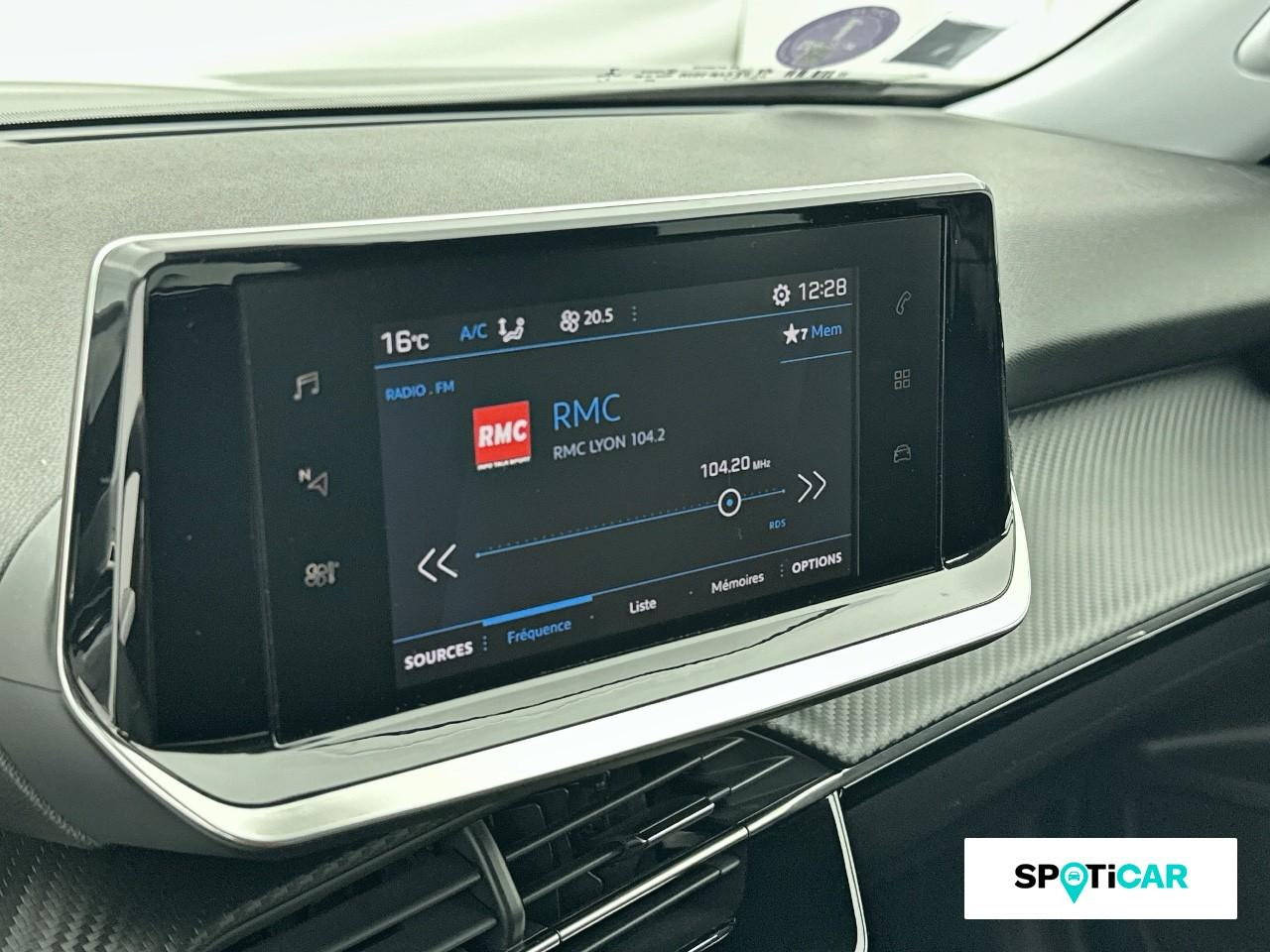 Peugeot 2008 1.2 puretech 100ch s&s style — photo 13