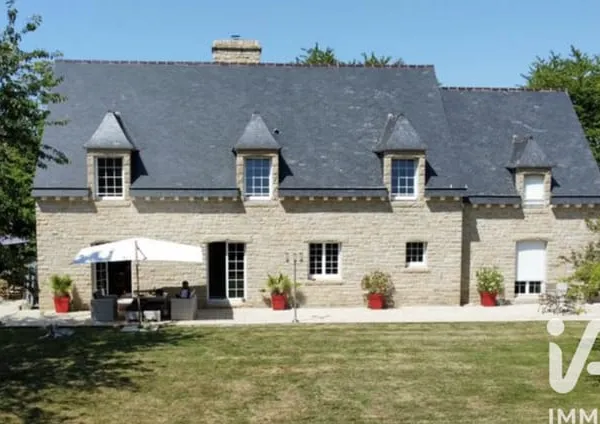Maison 10 pièces 264 m²