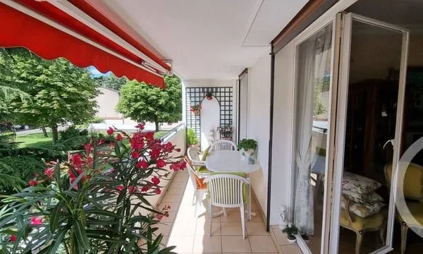 Appartement 5 pièces 97 m²