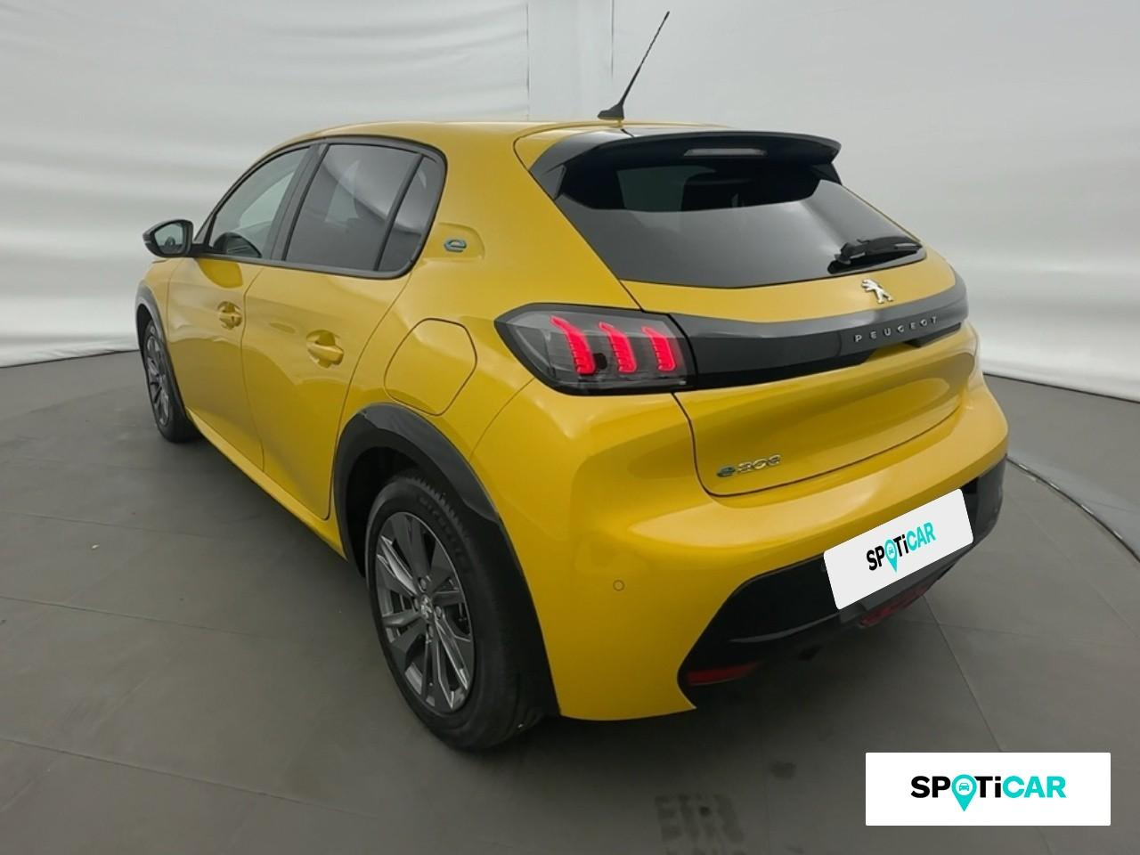Peugeot 208 e-208 136ch 50 kwh allure — photo 7