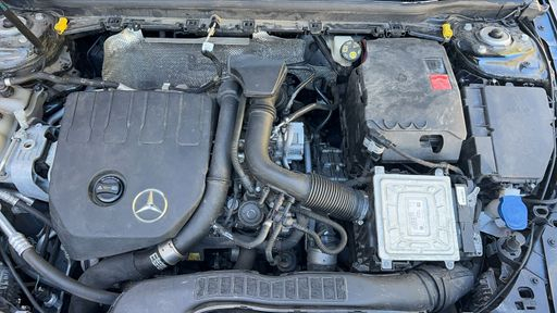 Mercedes Classe A 200 163 7G-DCT - AMG Line – 2018 – 98210 km – Essence – Boîte Automatique — photo 20