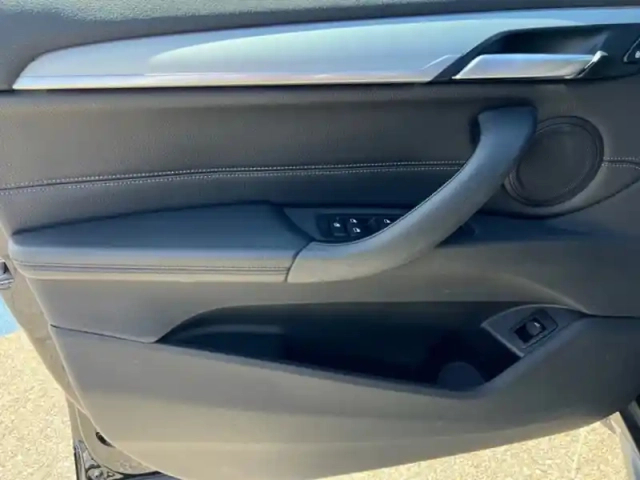 Bmw X1 sdrive 18 i xline — photo 16