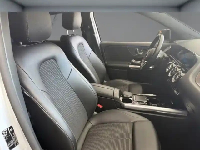 Mercedes Gla 250 e progressive line — photo 20