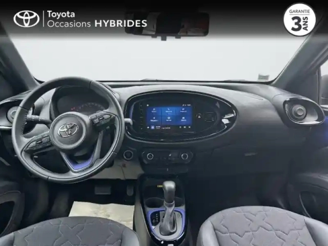 Toyota Aygo X 1.0 vvt-i 72ch design s-cvt — photo 8